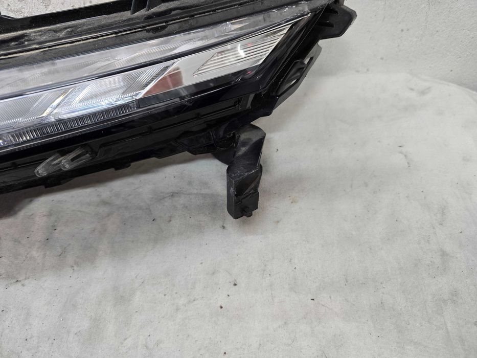 Оригинална Лед Свтлина Mitsubishi Eclipse Led LH