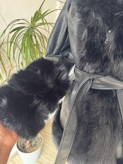 Чисто ново дамско кожено яке с пух- Луксозна серия