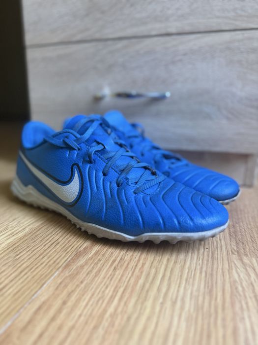 Оригинални футболни стоножки Nike Tiempo Legend 10 TF