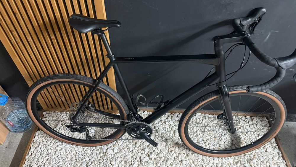 Orbea Terra DISC Gravel Shimano GRX Hidraulice bicicleta Shimano grizl