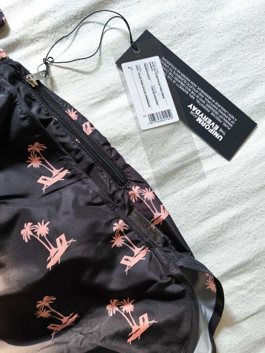 Neil Barrett бански