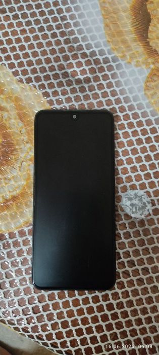 Redmi Nout 12 6+6/128г быстрая зарядка на 33 W
Состояние