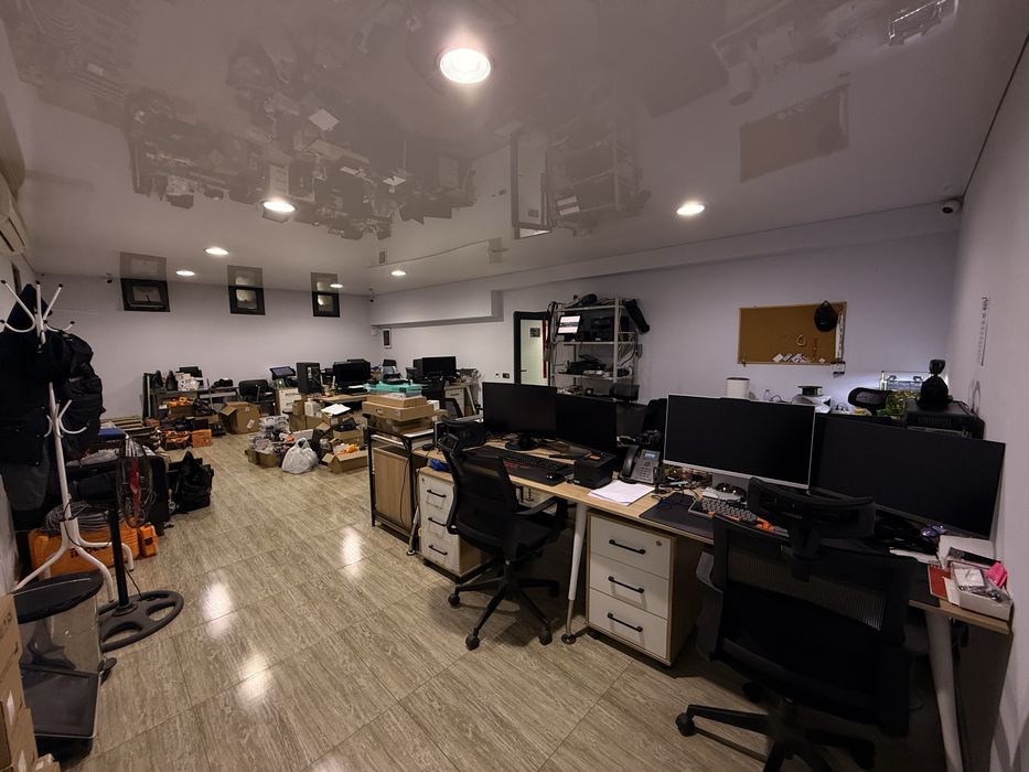 Аренда магазин 40 м² + офис 270 м², метро 5 мин