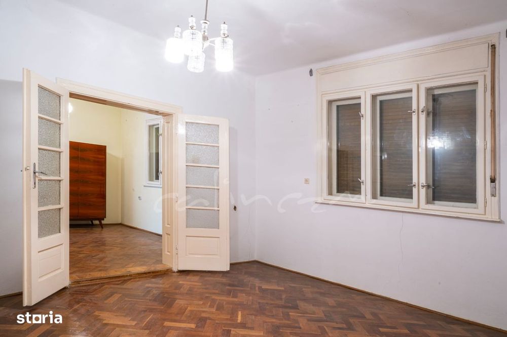 Casa din caramida cu 2000 mp, in Tarian Bihor