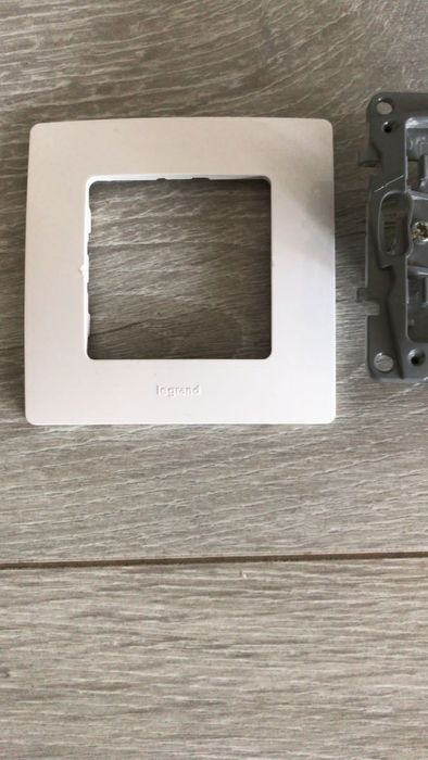 Продам розетки Легранд