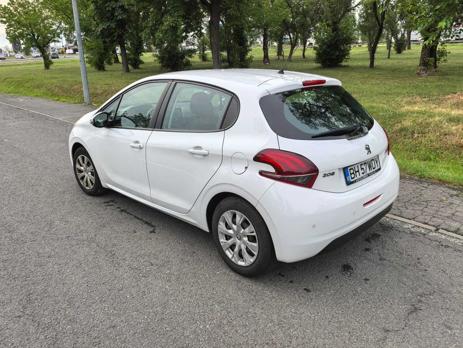 PEUGEOT 208 2016 — imagine 3