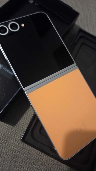 Samsung Galaxy Z Flip6 (512 GB)