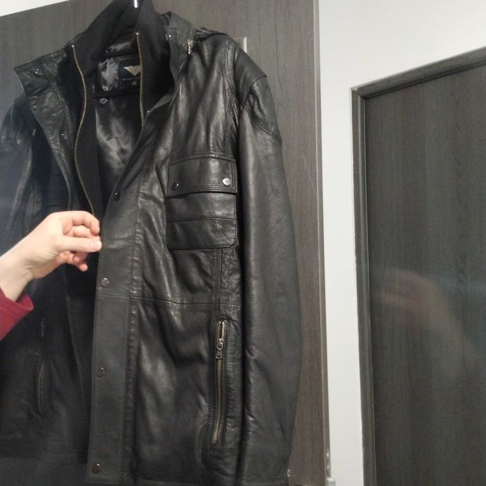 Jacheta/ geaca/ parka cu glugă, fantástica din piele de miel. 3XL