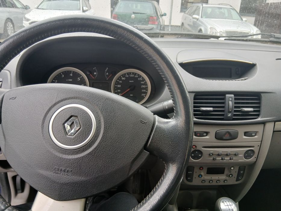 Vsnzare  Renault Simbol 2011