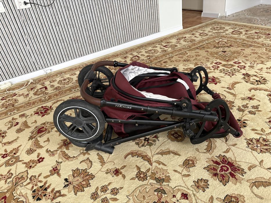 Коляска прогулочная