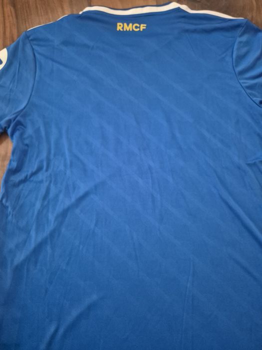 Новите тениски на гранда Реал Мадрид 25/26