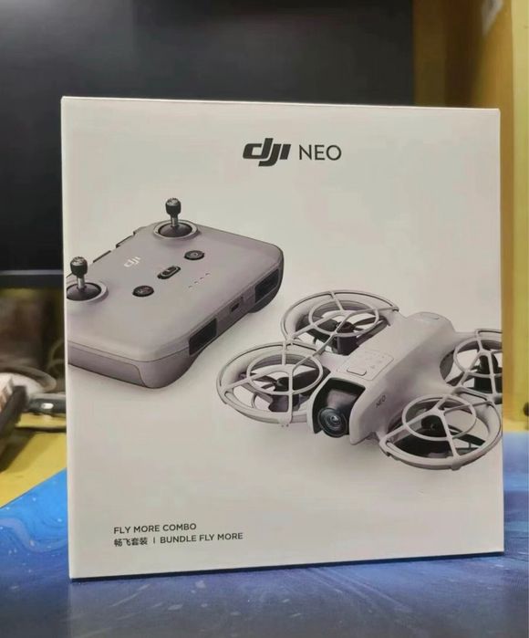 Drona Dji NEO , Noua , Fly More Combo , 60 minute zbor