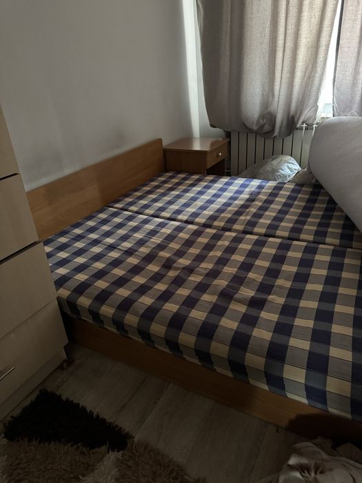 Бесплатно Кровать.