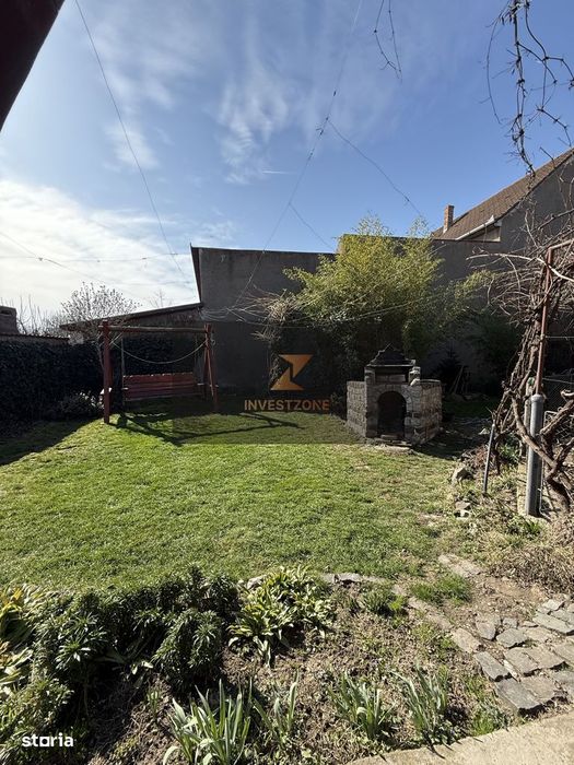 Apartament la casă cu curte proprie 311 mp și acces auto Ioșia, Oradea