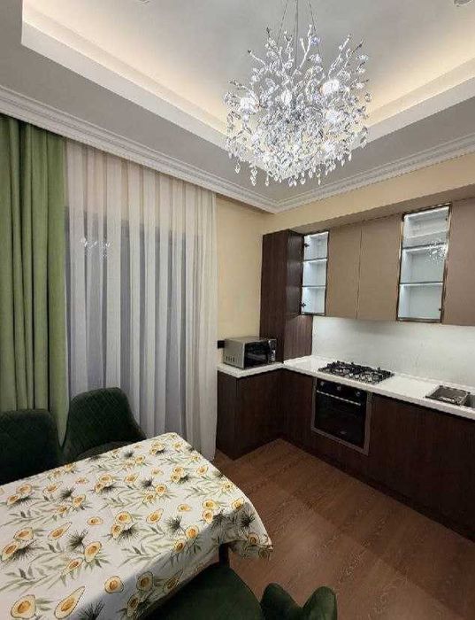 3-комнатная 92 м² — ЖК "Нур", Юнусабад Ц-2