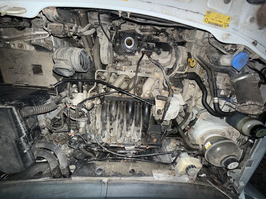 Ландровер Фриландер 2.5 безин 177 кс 2003г на части