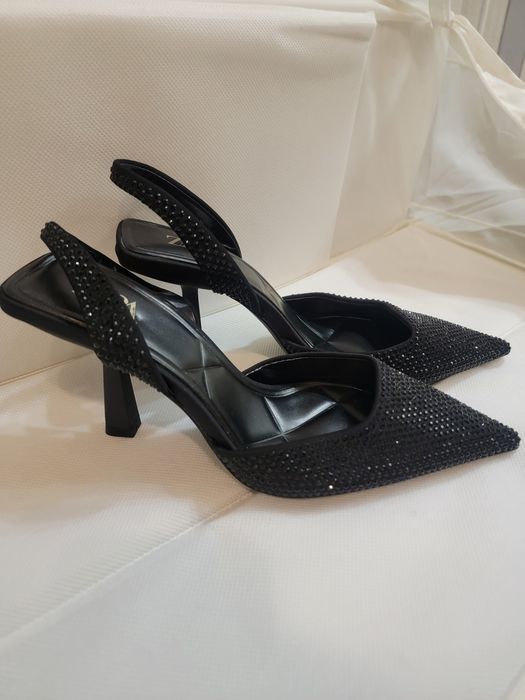 Продаётся туфли Zara