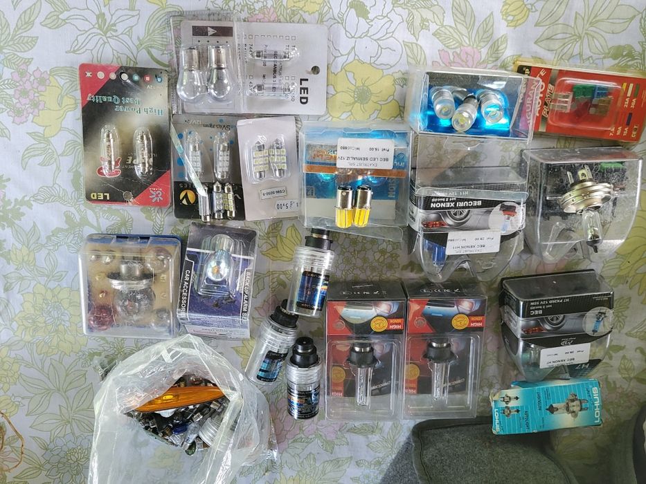 Lot becuri auto,led,Xenon,halogen