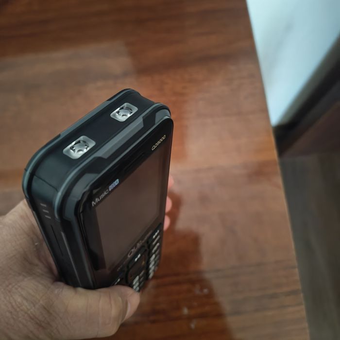 Телефон сатылады