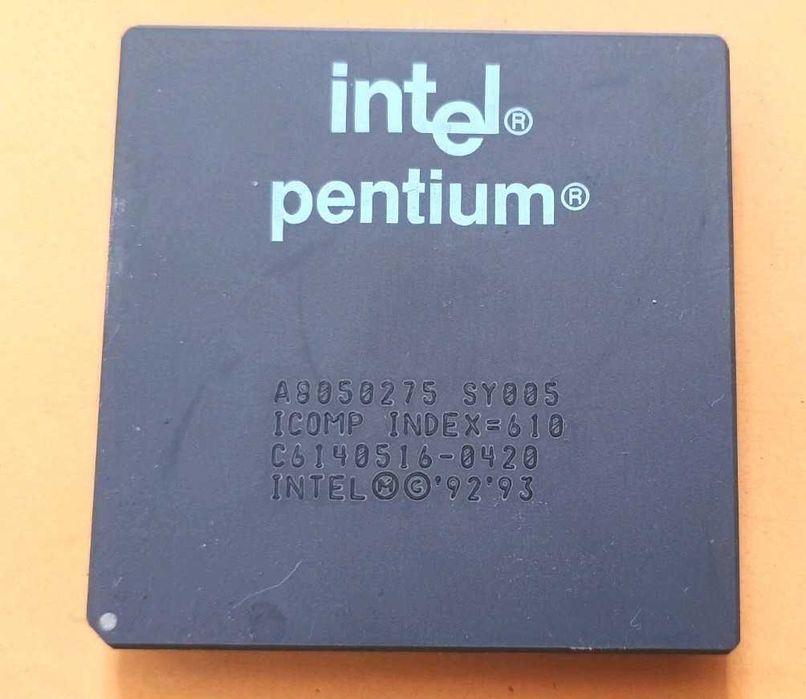 procesor vintage INTEL PENTIUM 75MHZ