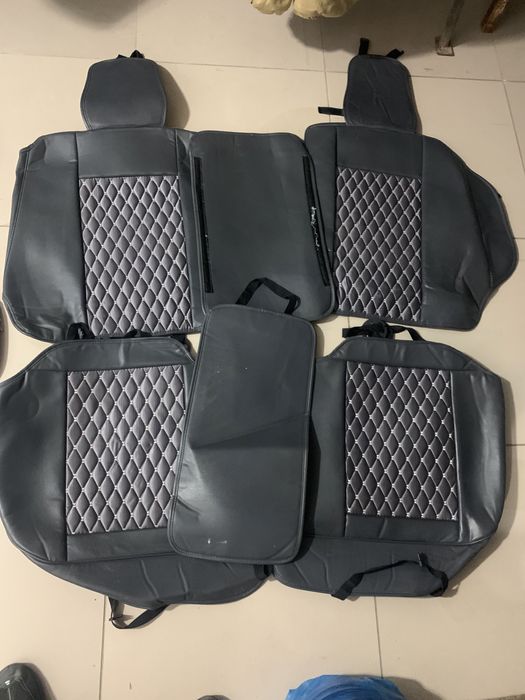 Продам автомобильные чехлы на сиденья