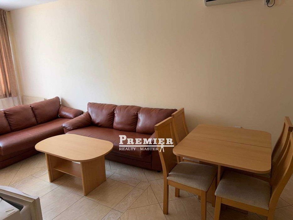 Обзаведен двустаен апартамент на 300 метра от морето в Слънчев бряг