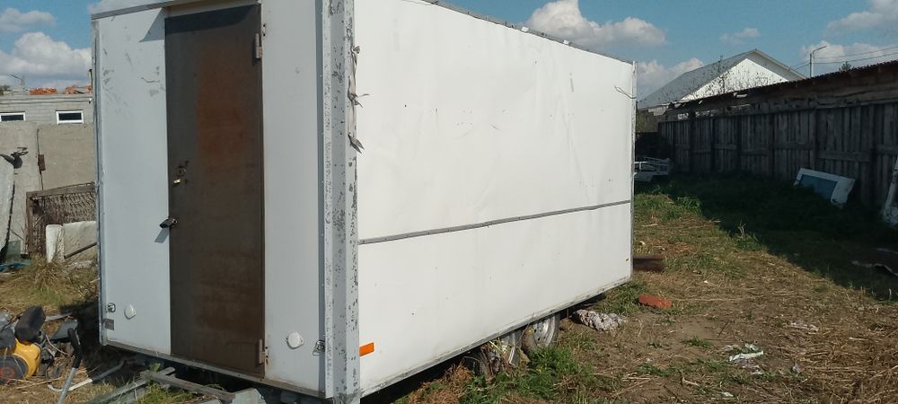 Прицеп для торговли 4м*2м*2м,