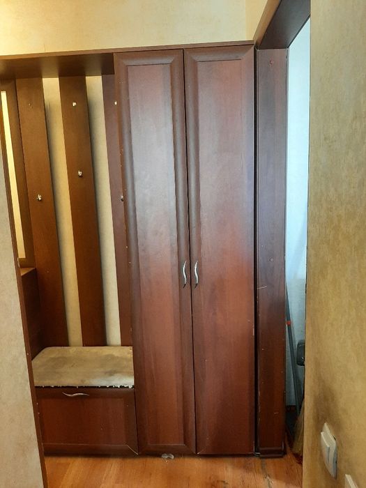 Продаю прихожий гарнитур