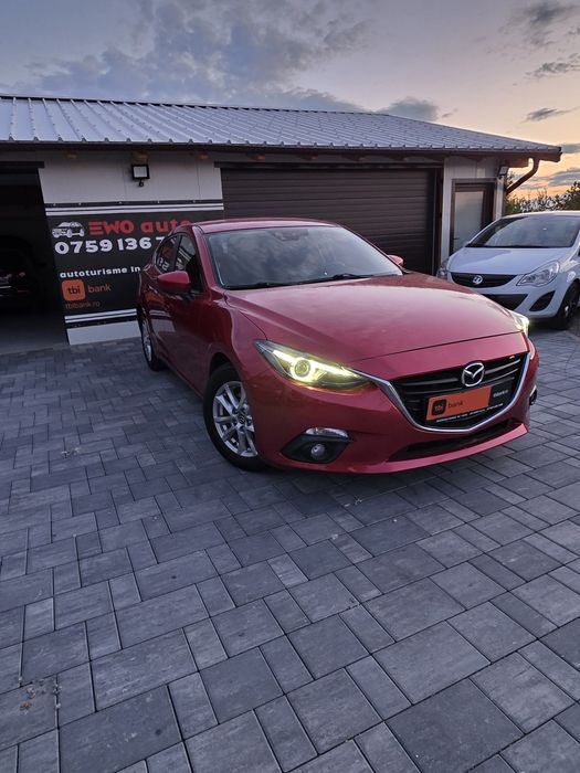 Mazda 3  2,0 Benzina 120 Cp.Bi-xenon posibilitatea rate trasport gratuit Garanție