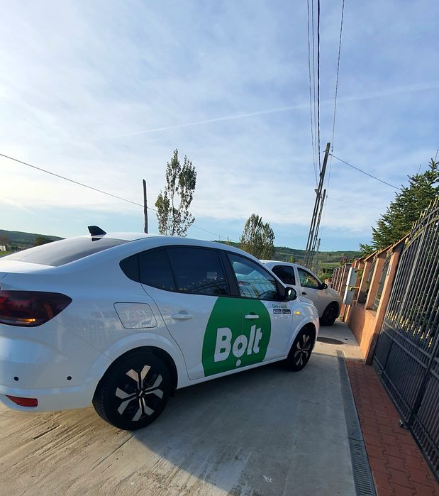 Vând Dacia Logan Journey+Eco-G MT6- 2024-BENZINA+GPLL