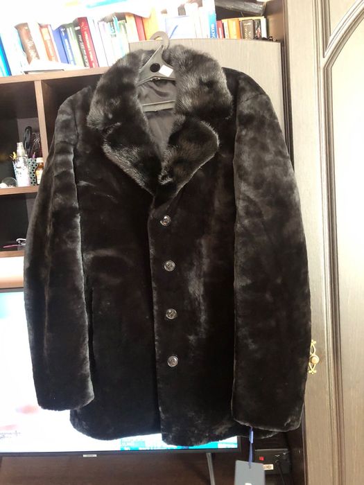 Продам  мужскую шубу