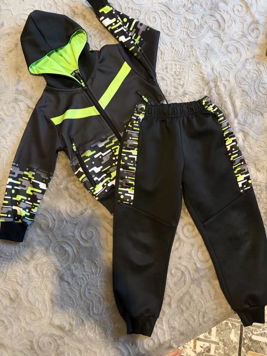 Дрехи за момче 104-110 ръст