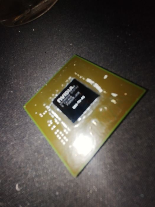 Чип от GeForce 8600 GT