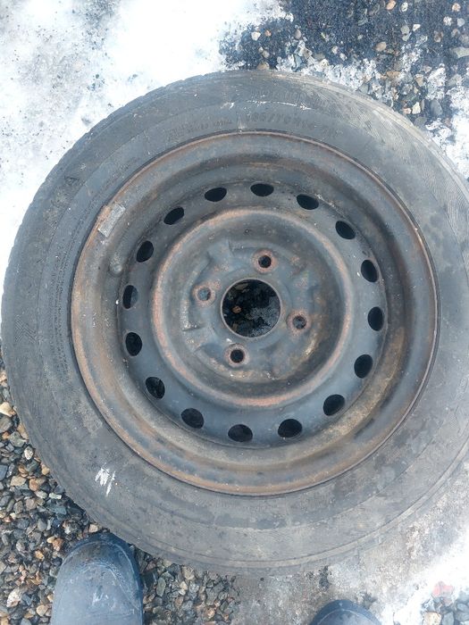 Шина с железным диском