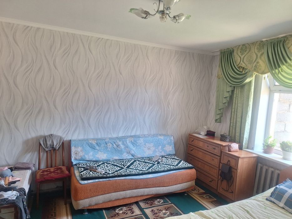 Полдома на 64квартале