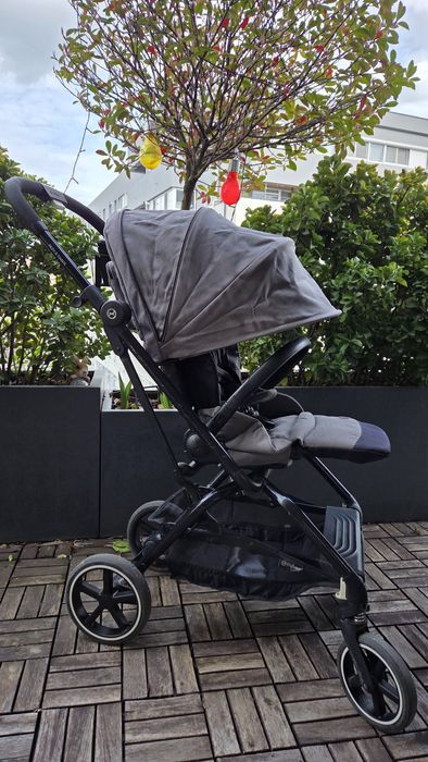 Carucior sport compact pentru bebelusi Cybex Gold EEZY S Twist+