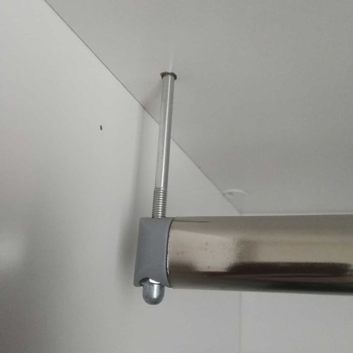 Италиански лостове за гардероб