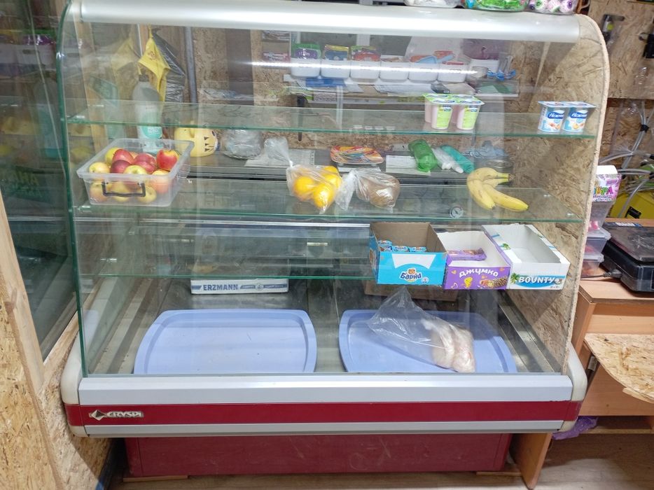 Ветринный холодильник