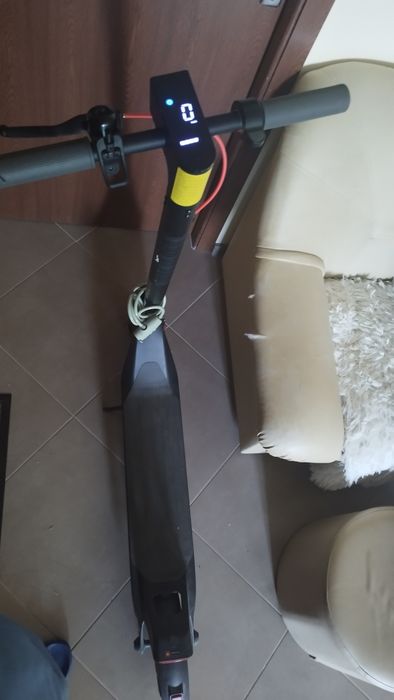 Trotineta electrica Xiaomi 4 Lite