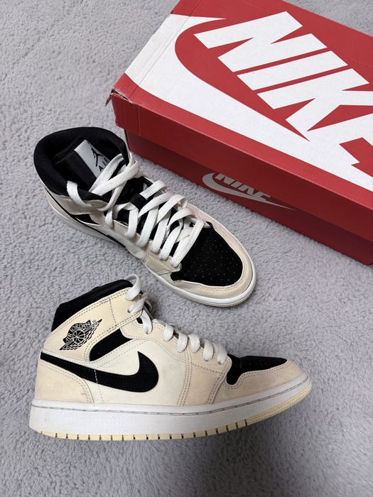 Nike Air Jordan 1 Mid Guava Ice - оригинални, много добро състояние