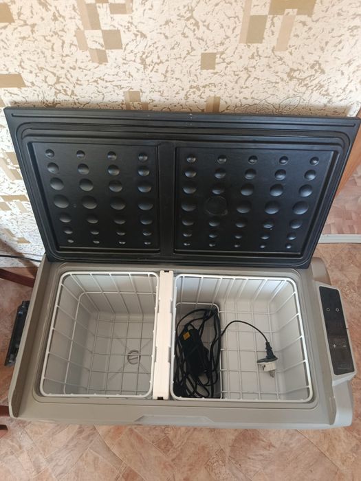 Продам автоходильник 50 л.б/у.12/24/220в.