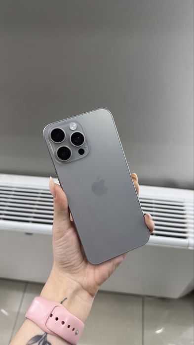 Iphone 15 pro max , продам б/у , в идеале