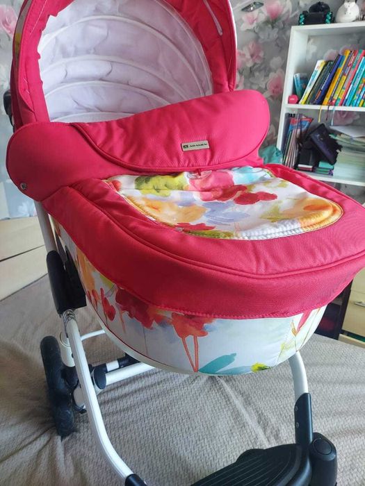 Продам коляску детскую