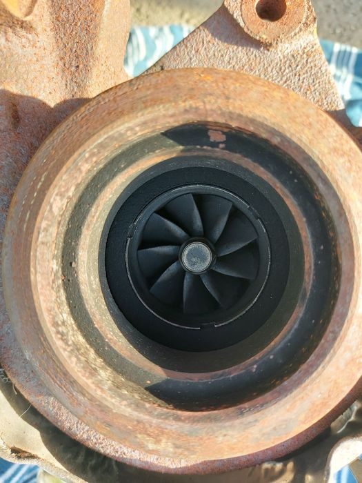 Turbina 1.9 TDI 105 CP VW Touran, Golf 5, Passat B6 - Cod 03G253019J