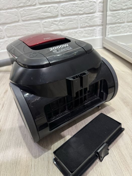Продам пылесос LG 2000 ватт