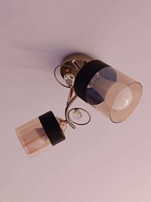 Продам люстру для спальной