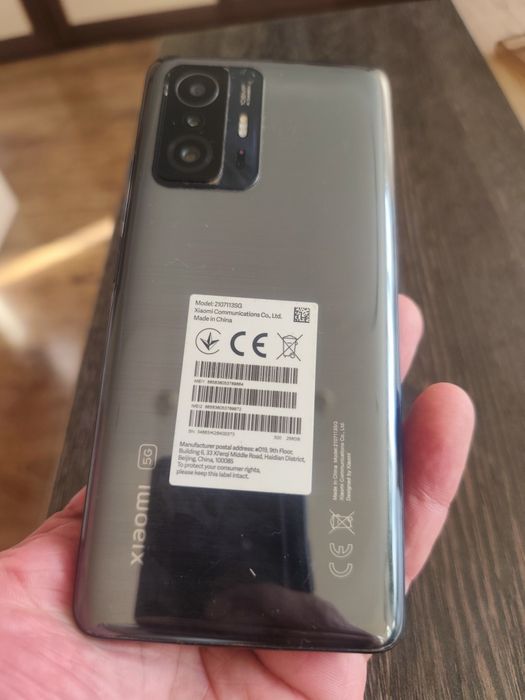 Xiaomi 11T pro  + зарядно към него