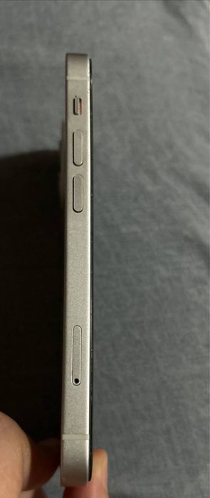 Iphone 12 mini.