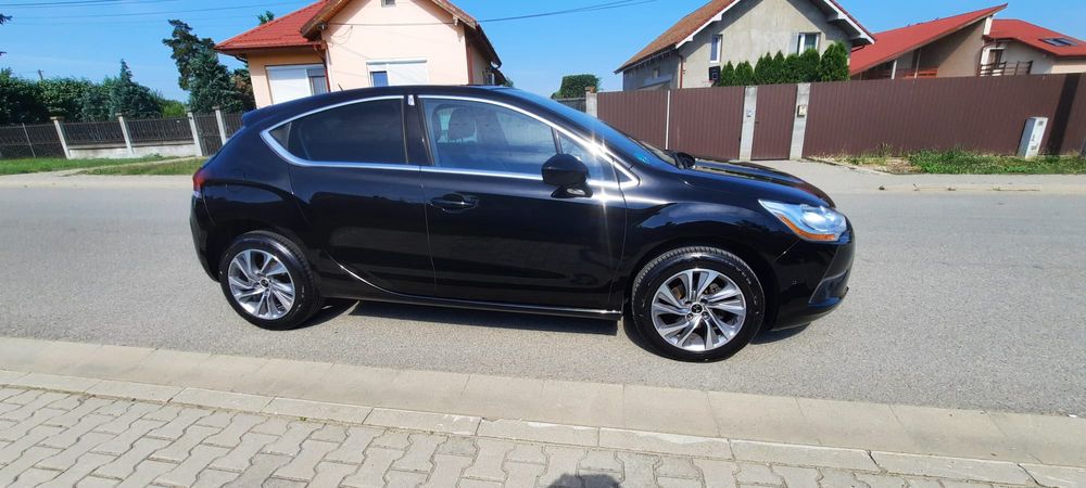 Citroen DS4 1.2 benzine. 2016.euro 6.Navi