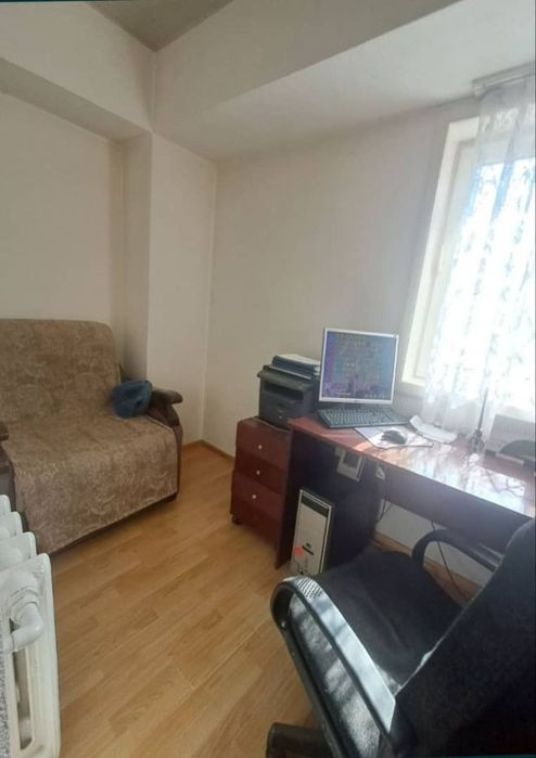 Продается Чиланзар -23 квартал 2в3-х комнатная квартира. Ор-р Теген.